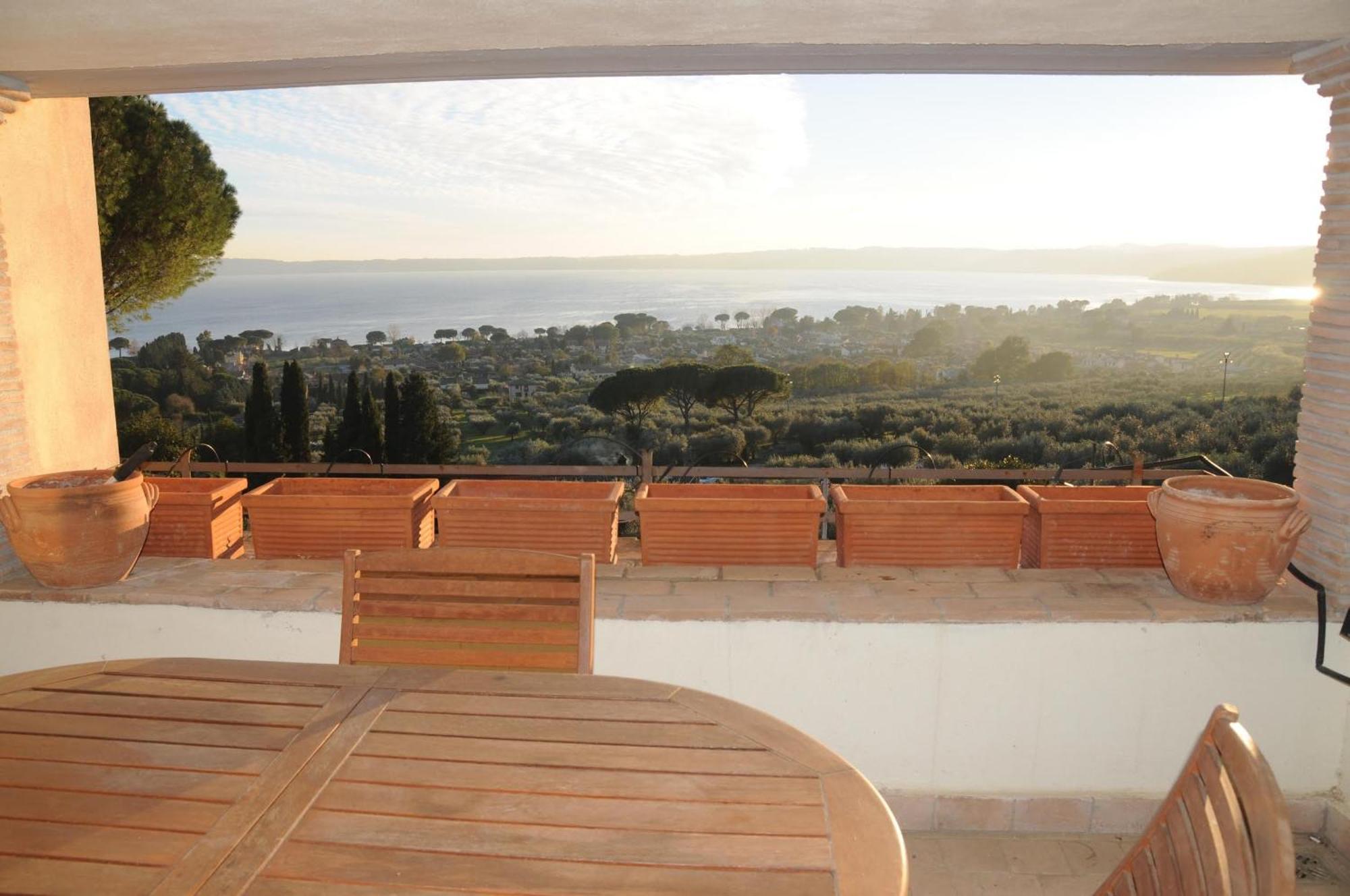 Appartamento Sabatinus Trevignano Romano Exterior photo